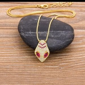 Snake pendant with chain.